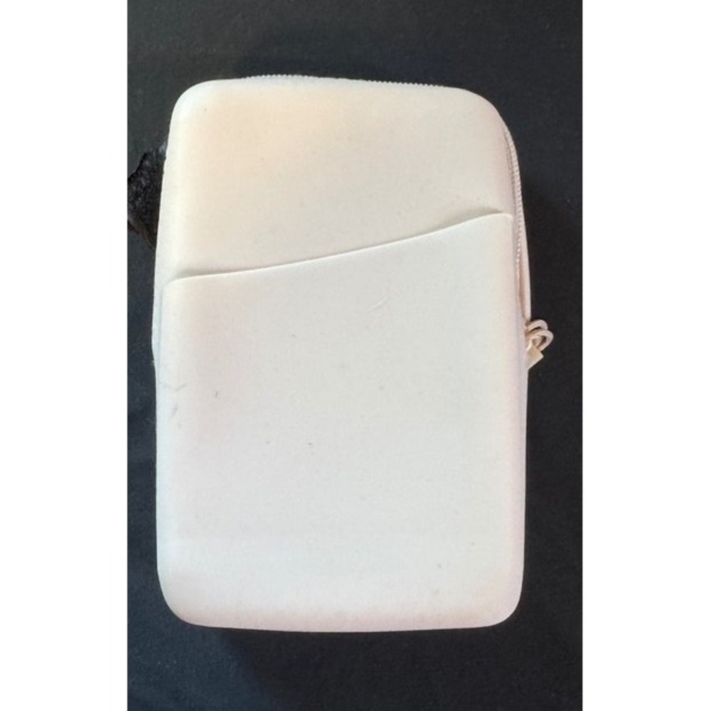White Silicone Arm Band Phone Case Pouch with Adjustable Strap and Zipper